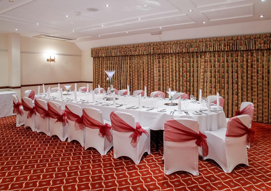 Swallow Churchgate Hotel Harlow Eksteriør billede