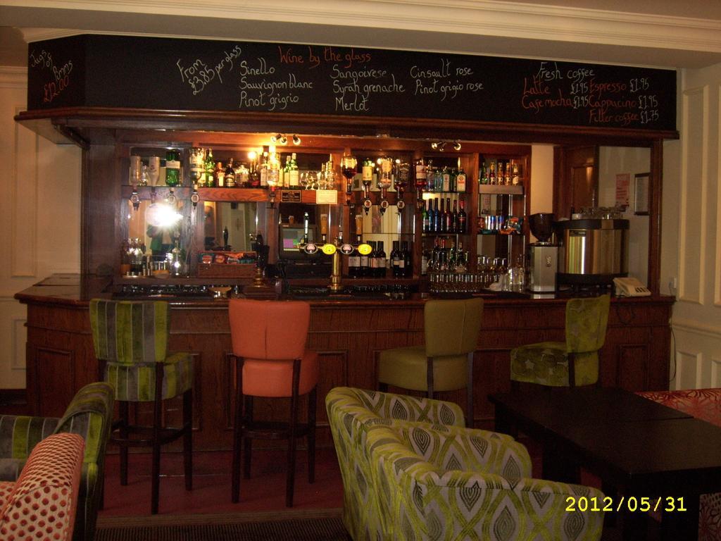Swallow Churchgate Hotel Harlow Eksteriør billede